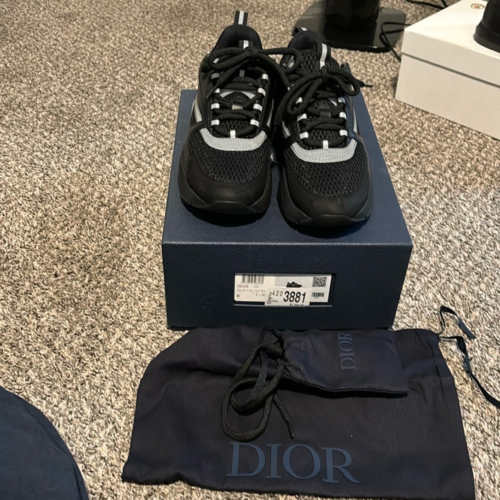 Dior B22 used but excellent condition.